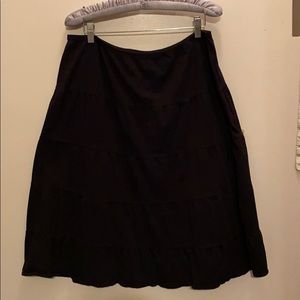Avenue Black Skirt elastic waist size 14/16 black